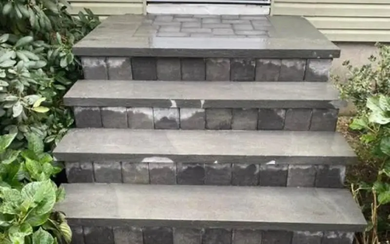 Stoops and Steps